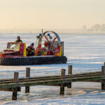 Feuerwehr Steinhude rettet Eissegler und behandelt weiteren Notfall Feuerwehr Steinhude rettet Eissegler in Notlage und hilft bei medizinischem Notfall im Bereich der Strandterrassen