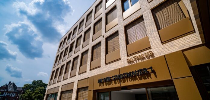 Öffentlicher Infomarkt zum Neubaugebiet Hüttengelände informiert über wichtige Änderungen und bietet umfassende Informationen