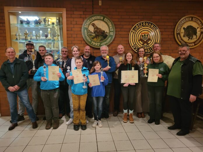 Erfolgreiches Pokalschießen befreundeter Schützenvereine zeigt sportlichen Zusammenhalt und spannende Wettkämpfe