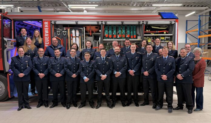 Ortsbrandmeister Sven Hellfeuer im Amt bestätigt und Umzug ins neue Feuerwehrhaus begonnen. Feuerwehr zeigt Engagement und Erfolge