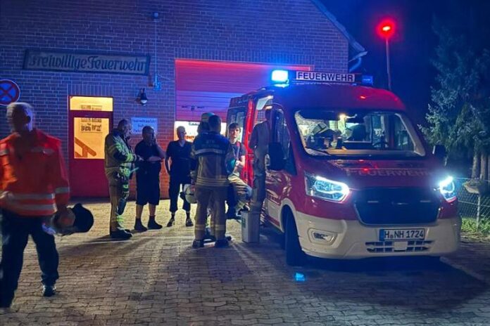 Unwetter im Neustädter Land: Am Montagabend arbeiteten Feuerwehren in Neustadt a. Rbge. mehr als 20 Einsatzstellen nach Starkregen ab