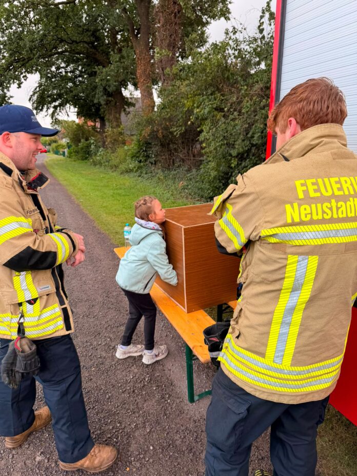 Feuerwehr-Nachwuchs feiert Jubiläen in Poggenhagen In Poggenhagen feierte die Feuerwehr am Wochenende 50 Jahre Jugendfeuerwehr und 20 Jahre Kinderfeuerwehr mit Ori-Märschen